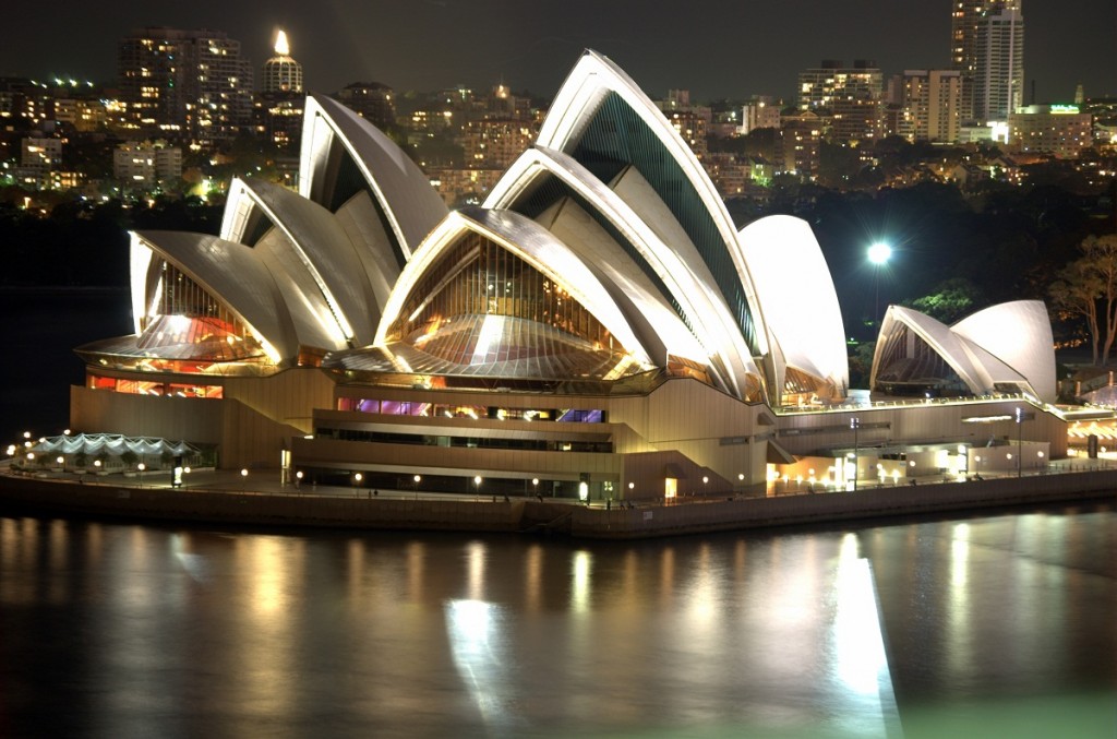 Sydney Opera House Historical Facts and Pictures | The History Hub